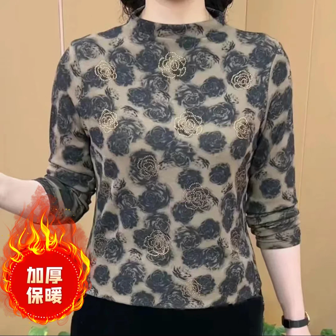 秋冬新款（加厚）保暖烫钻妈妈装打底衫显瘦长袖半高领百搭气质上衣