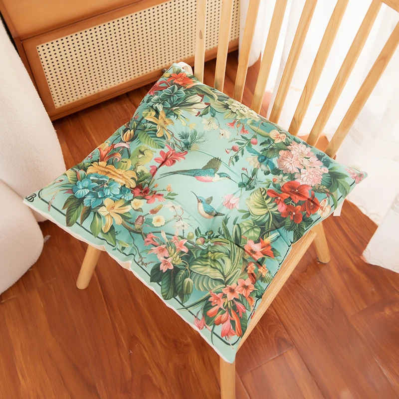 民族风喜鹊蝴蝶毛绒坐垫办公室学生宿舍久坐加厚椅子榻榻米屁股垫