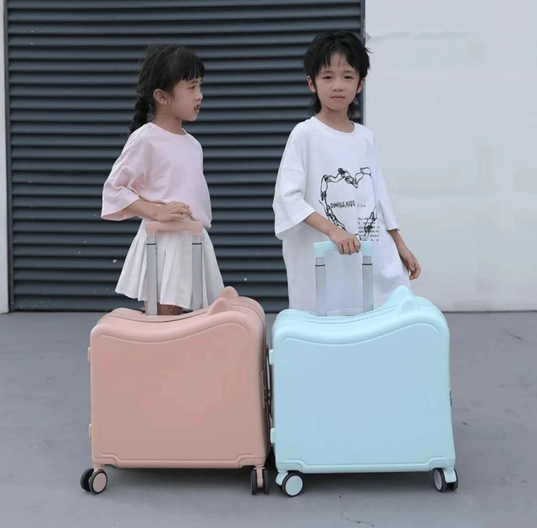 新款儿童男孩女孩可骑18寸小型轻便可坐行李箱万向轮旅行行李箱子