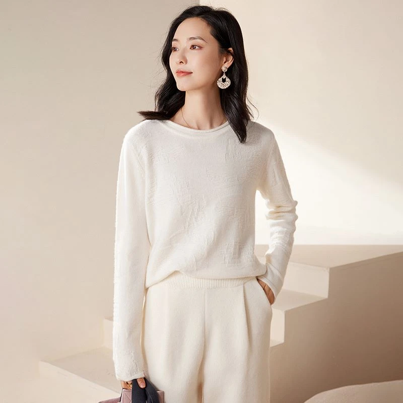 女士圆领羊绒衫纯色百搭加厚毛衣