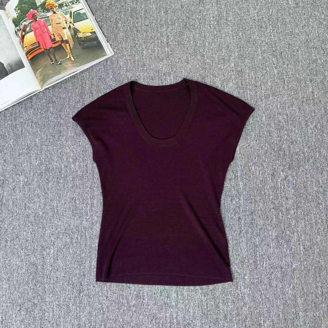 13083余小鱼 葡萄红U领舒适短袖百搭时尚韩系时尚修身T恤女装