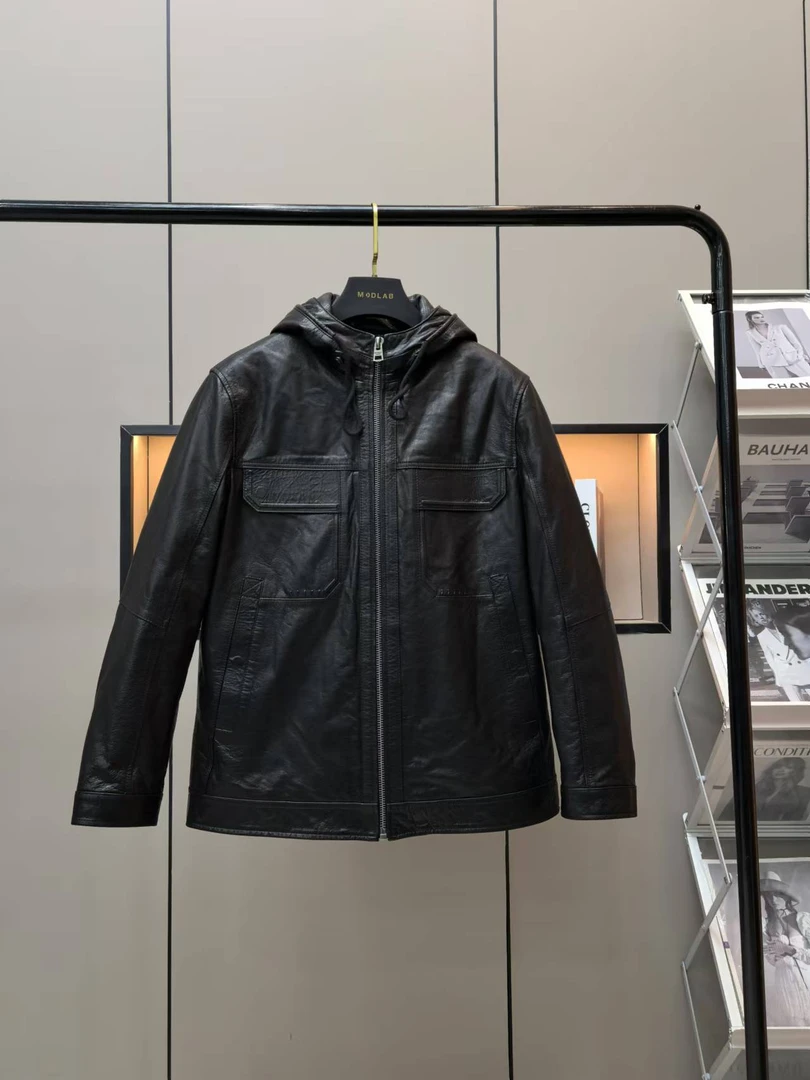 男士休闲牛皮油蜡皮鹅绒可脱卸内胆连帽黑色秋冬时尚百搭