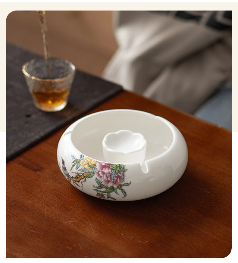 羊脂玉喜上眉梢陶瓷烟灰缸