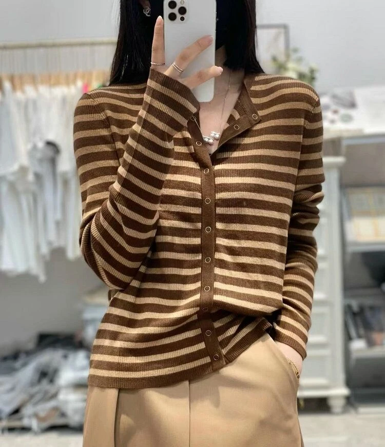 欧洲站秋季2024新款设计感条纹长袖上衣t恤女修身内搭针织打底衫