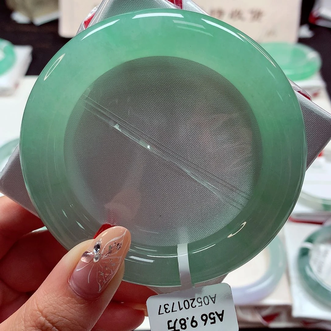 翡翠手镯（圆镯）未镶嵌22（5号）