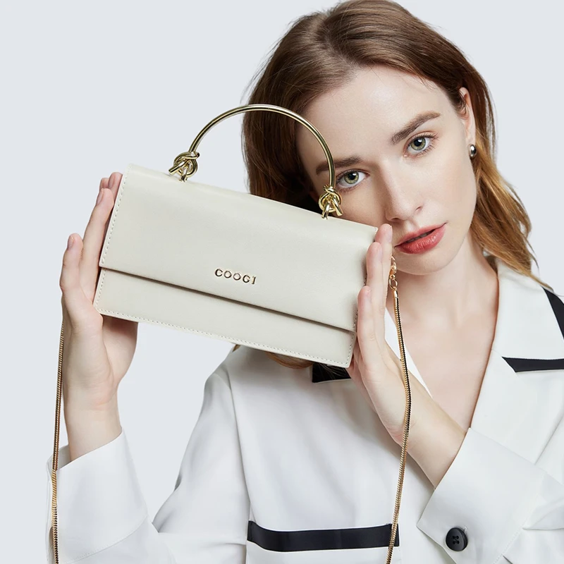 顺丰速达】COOGI女包翻盖手提包真皮简约百搭单肩斜跨包C325218261