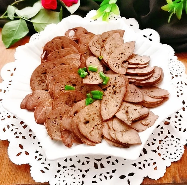 农村烟熏猪肝四川特产