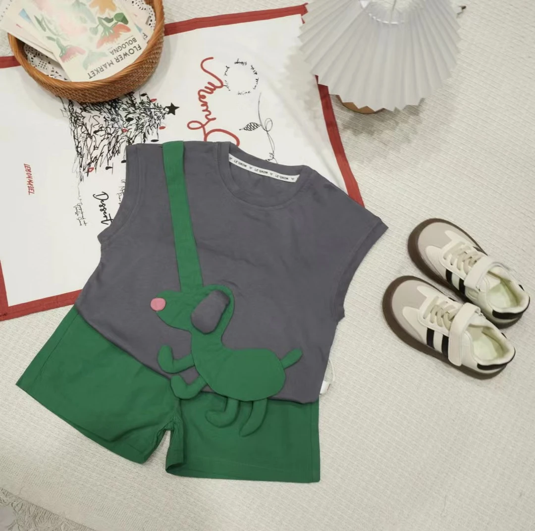 儿童夏季卡通立体小狗无袖套装XQ708