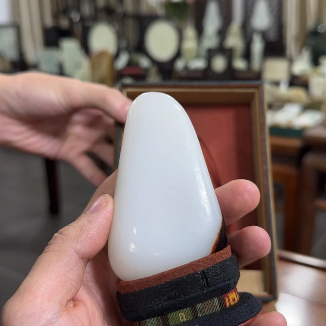 【闪购商品】和田玉挂件未镶嵌伟**感