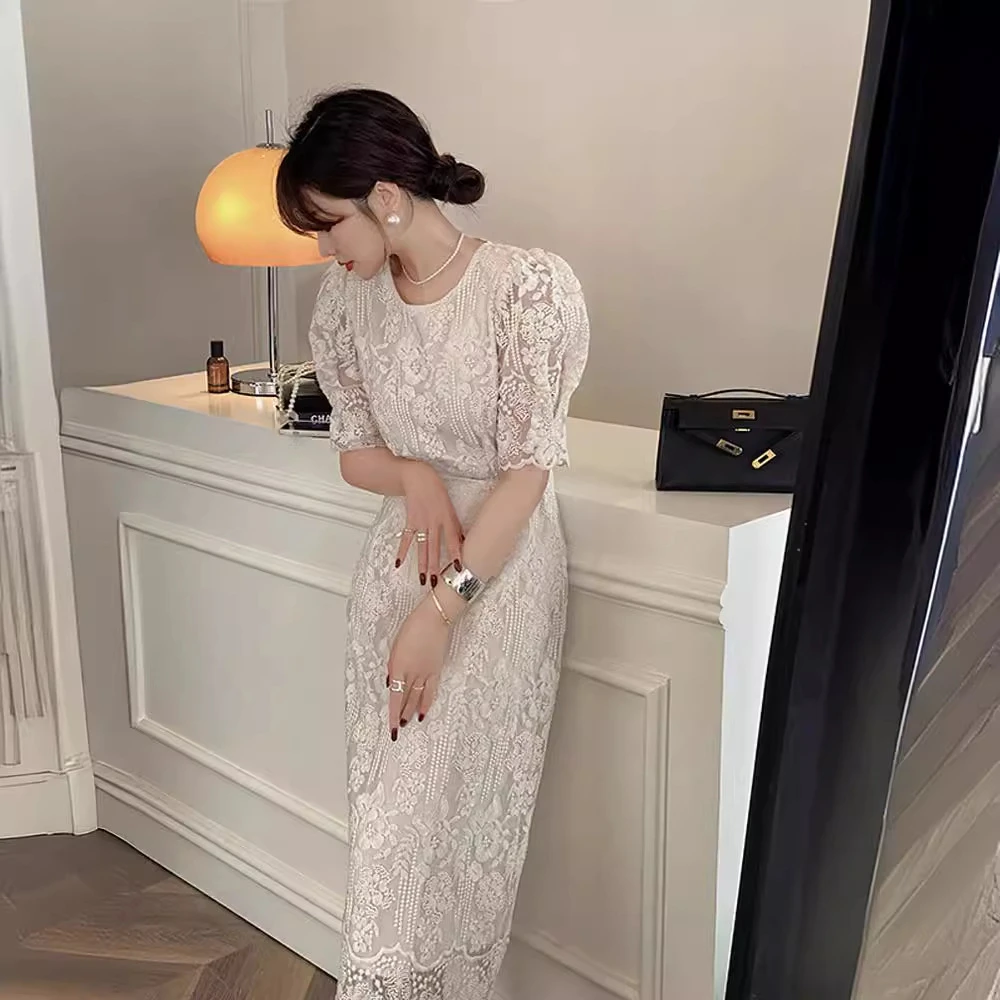 吊带长裙返潮复古法式气质系带蕾丝连衣裙女2024夏季新款泡泡袖设