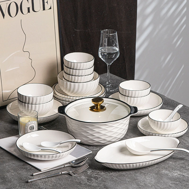 高温釉下彩碗碟套装家用2025新款陶瓷餐具景德镇纯白碗盘碗筷乔迁