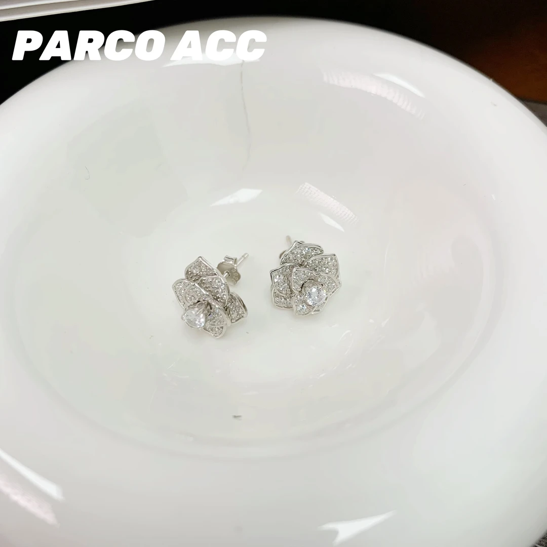 925银合成锆石耳饰 G316 山茶花满锆耳钉