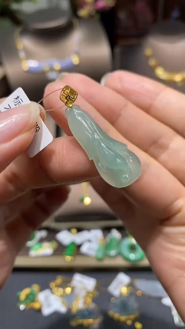 【闪购商品】翡翠颈饰18K金镶嵌净货4825