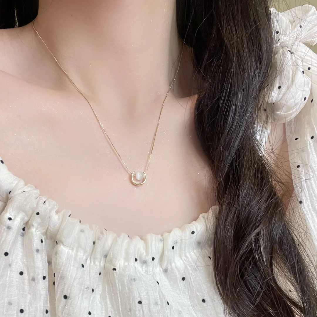 048 月牙珠珠项链简约项链小众轻奢高级温柔锁骨链ins