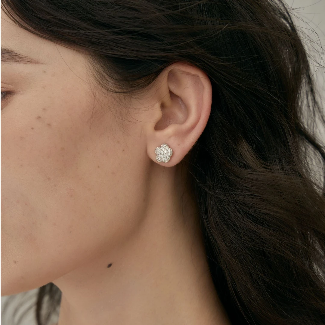 【新品】ARSIS花朵烁光耳钉气质女人职场OL简约耳饰精520礼物