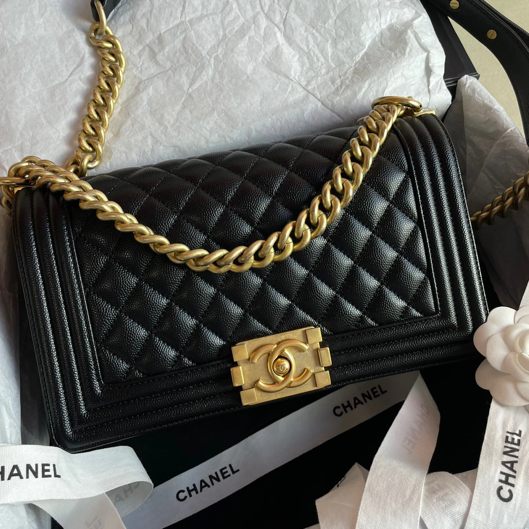 99新 Chanel/香奈儿 小鱼儿/H4092801/黑金中号菱格纹leboy
