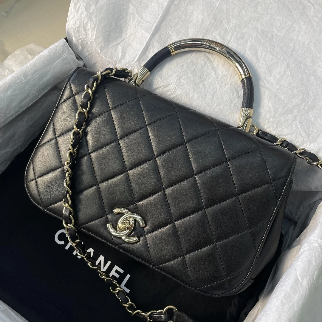 99新 Chanel/香奈儿 小鱼儿/黑金handle单肩包/jm101803