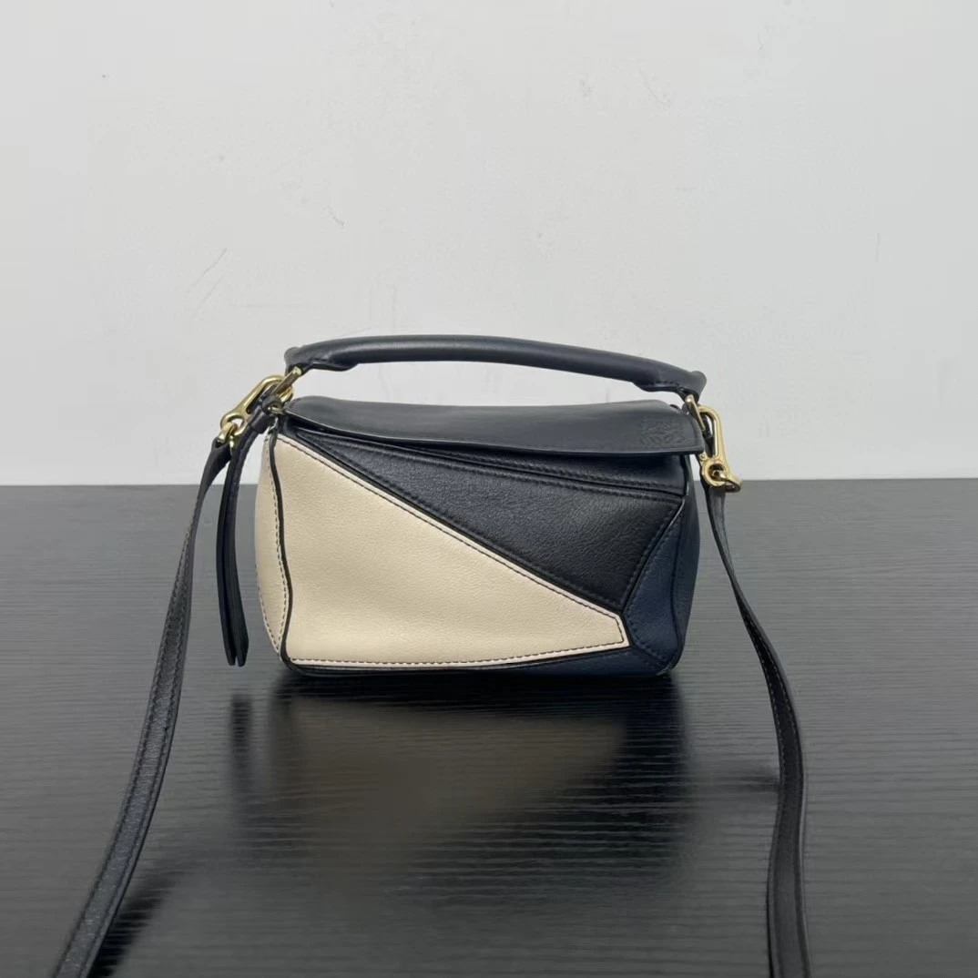95新 LOEWE/罗意威 【文子姐专属】/D193/罗意威 puzzle单肩