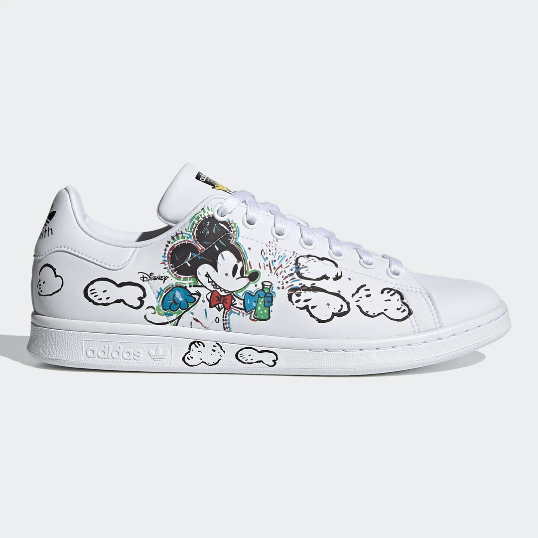 adidas x  Disneyl迪士尼 透气低帮板鞋男女同款白黑GZ8841