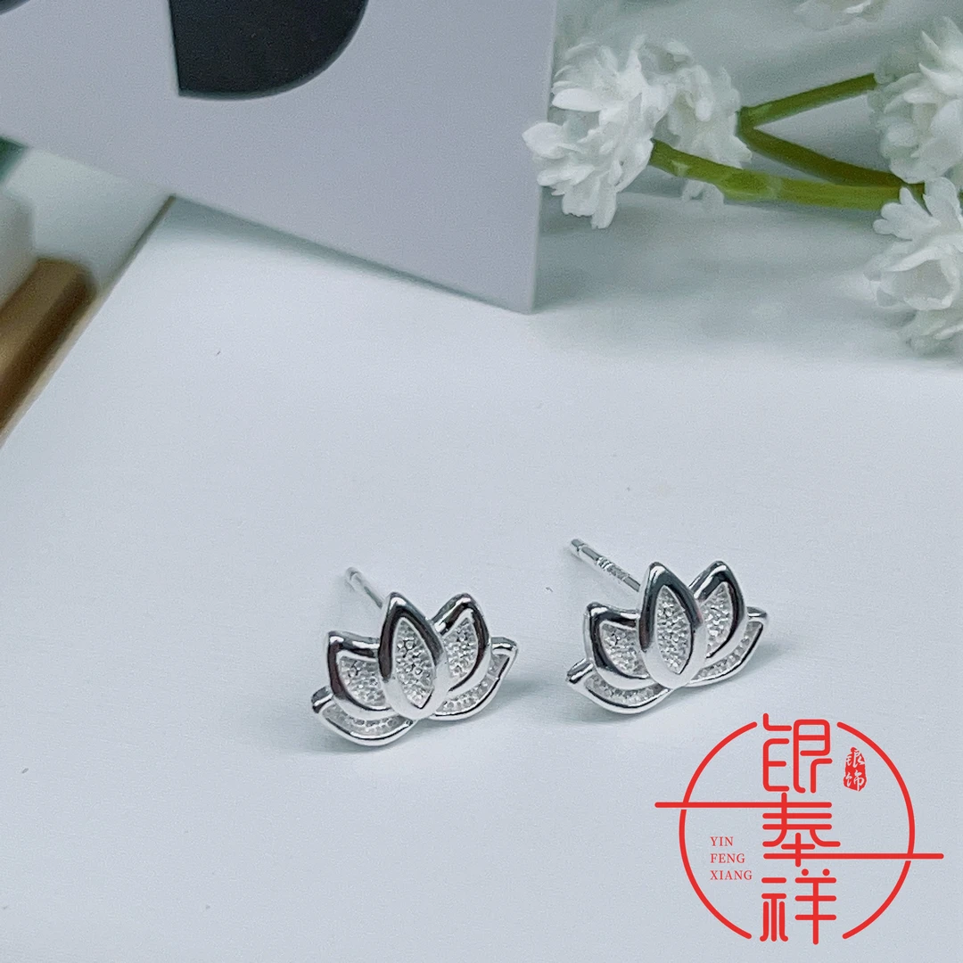 足银耳饰 990足银耳钉女莲花耳环新款养耳洞气质花朵小巧简约