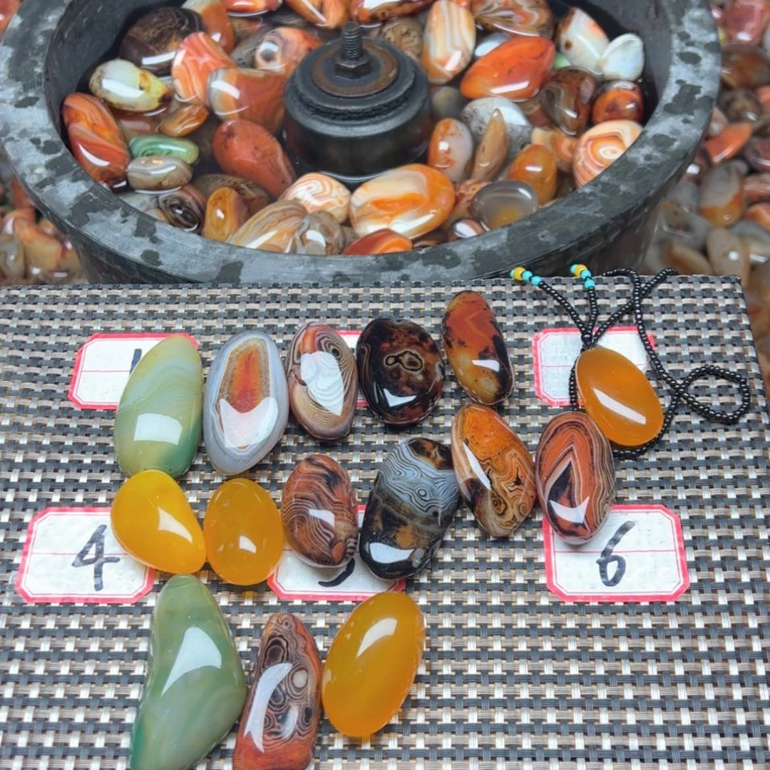 【闪购商品】玛瑙/玉髓珠宝奇石未镶嵌用****生