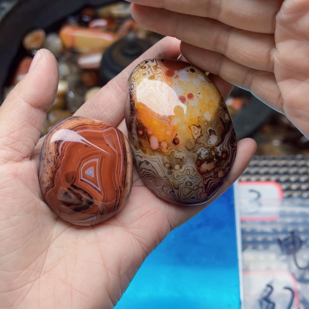 【闪购商品】玛瑙/玉髓珠宝奇石未镶嵌永****波