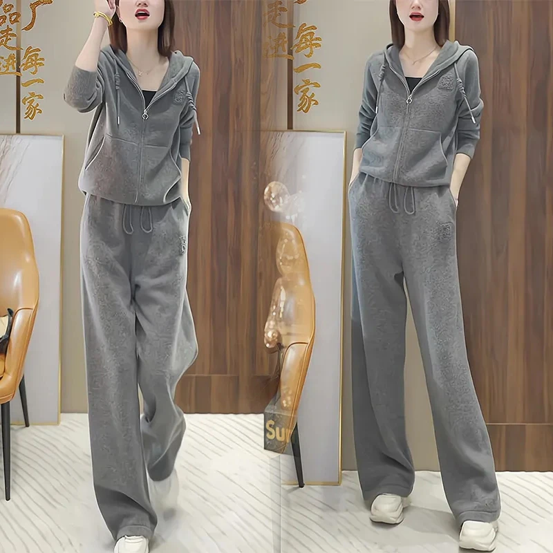 初秋盐系时尚穿搭女2024年新款小个子气质减龄卫衣高腰显瘦阔腿裤