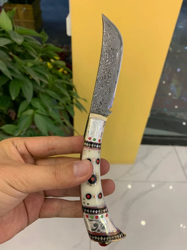 英吉沙手工银柄大马士革折叠刀