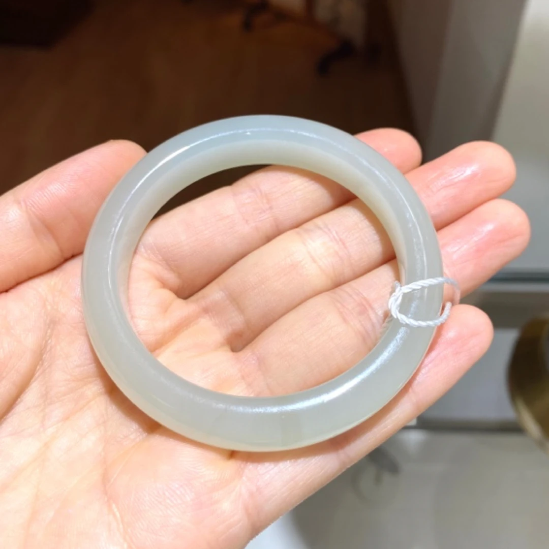 和田玉高冰浅晴水手镯【53.8*10.4*8.1mm】41.5g时尚女士冰透