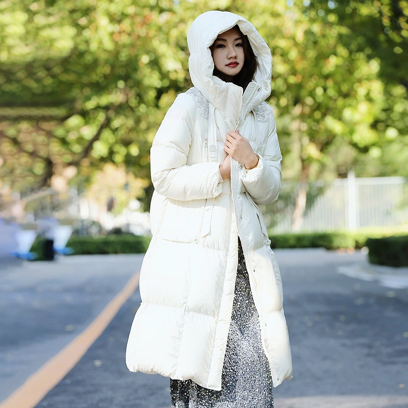 莲灿2025雅丹风冬商场同款腰白鸭绒连帽长款羽绒服71EO475009