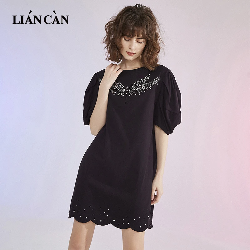【莲灿】2025波西米亚黑色圆领烫钻抽褶针织短袖连衣裙7122225004