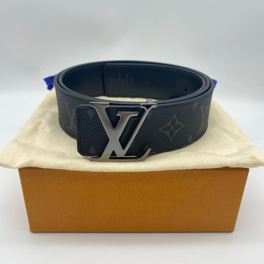 99新 LouisVuitton/路易威登 闲置枪扣黑花双面95码皮带/10332511