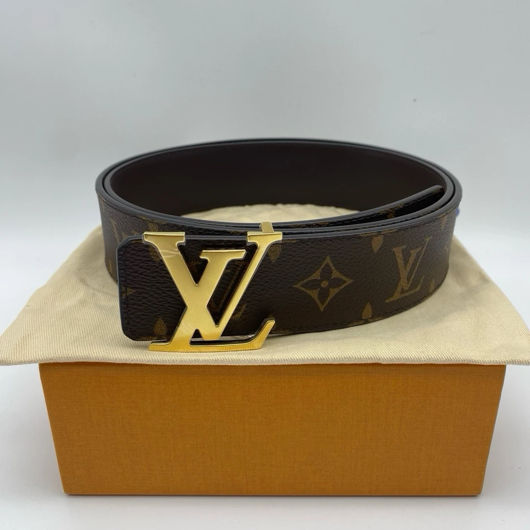 全新未使用 LouisVuitton/路易威登 老花双面105码皮带/9244271