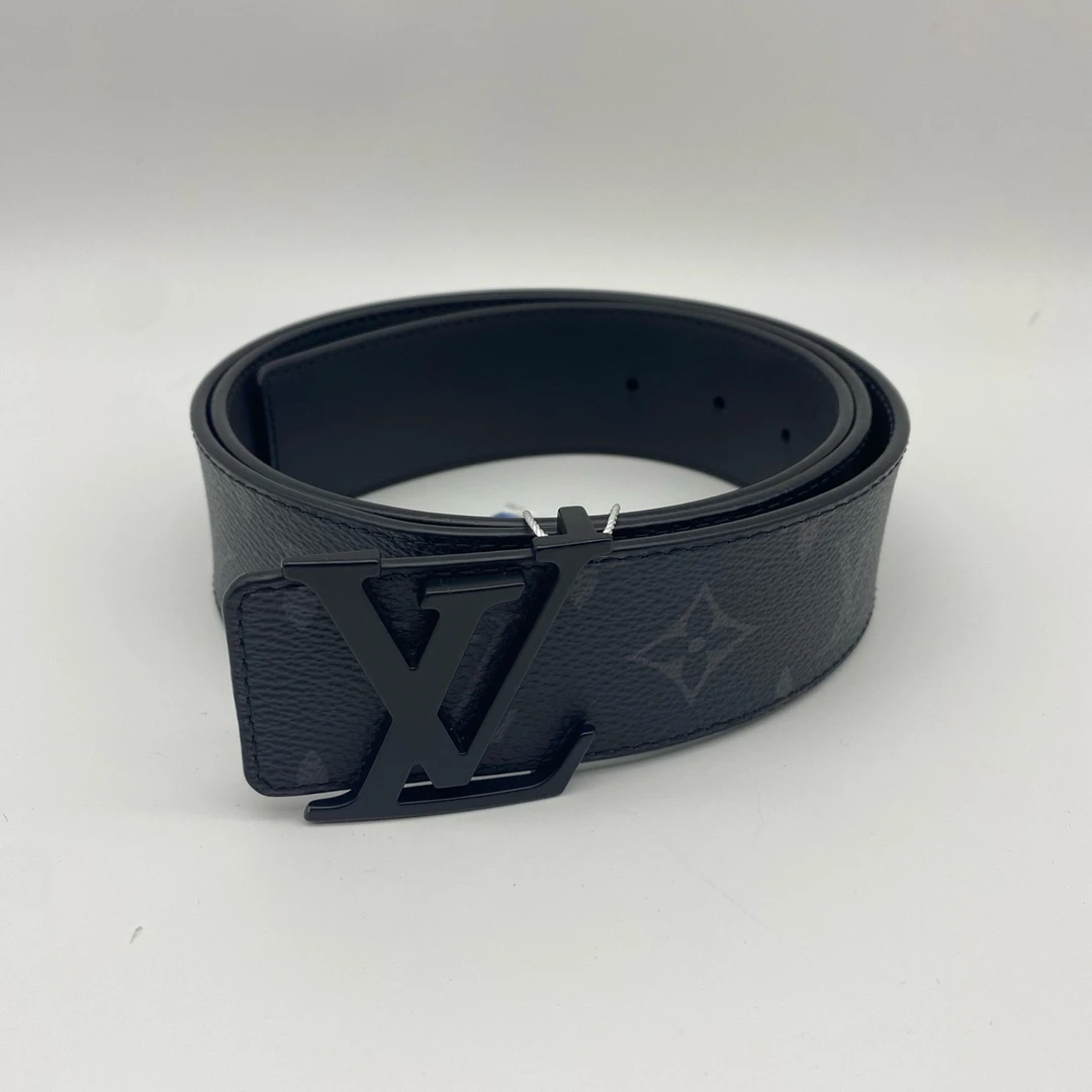 95新 LouisVuitton/路易威登 95码磨砂扣黑花单面皮带9201517