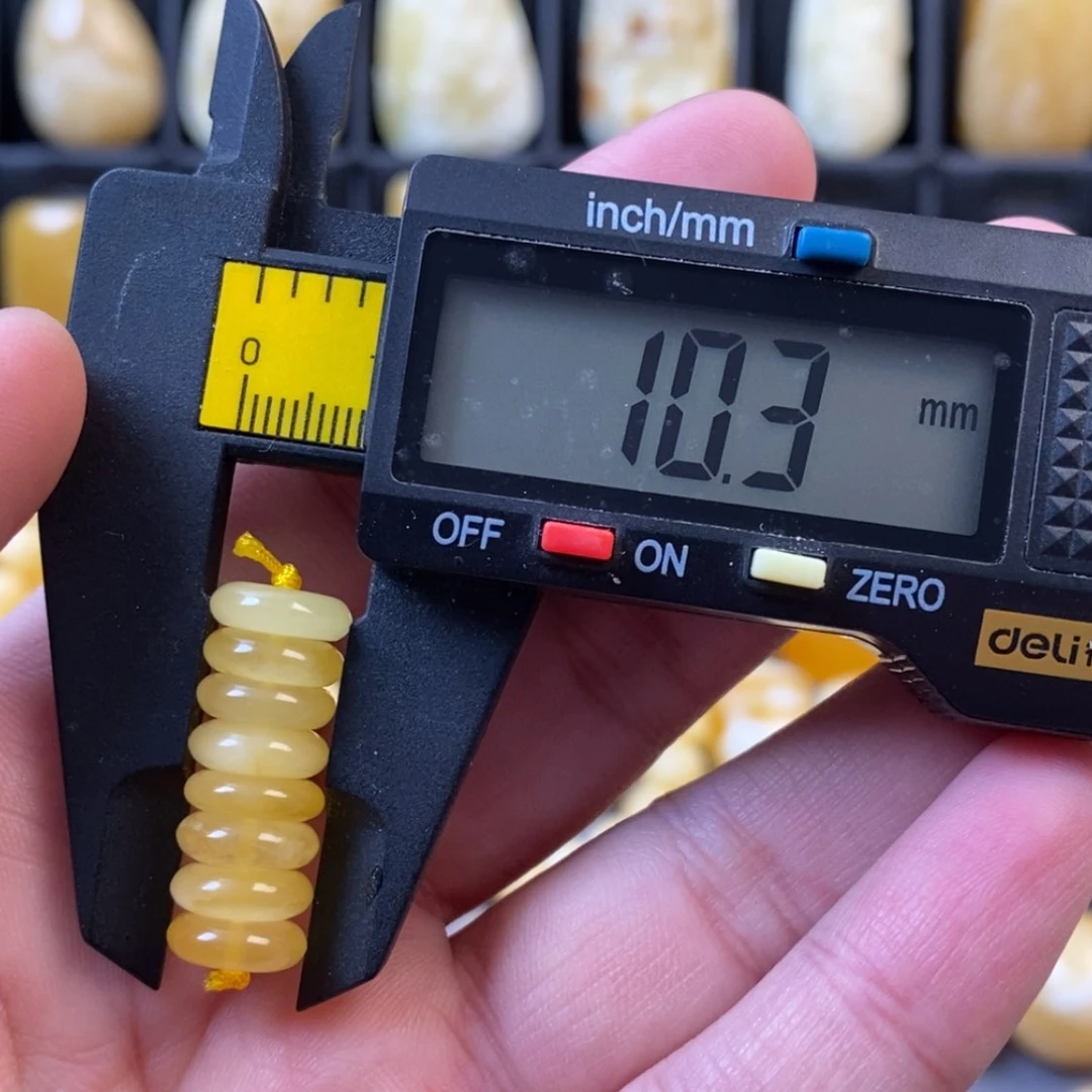 【闪购商品】琥珀颈饰未镶嵌