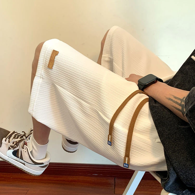 冰丝短裤男夏季薄款潮牌潮流大裤衩男装大码宽松百搭休闲五分中裤