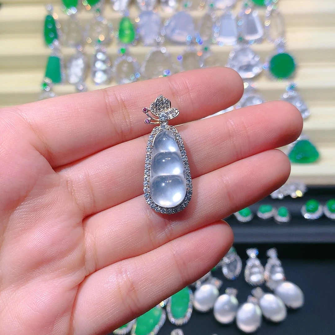 石英质玉颈饰银S925镶嵌