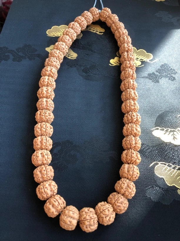 梅花双龙手持念珠 印尼小金刚菩提子