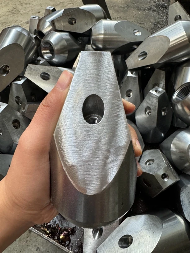 清洗吸污车2.5公斤穿刺前四后六