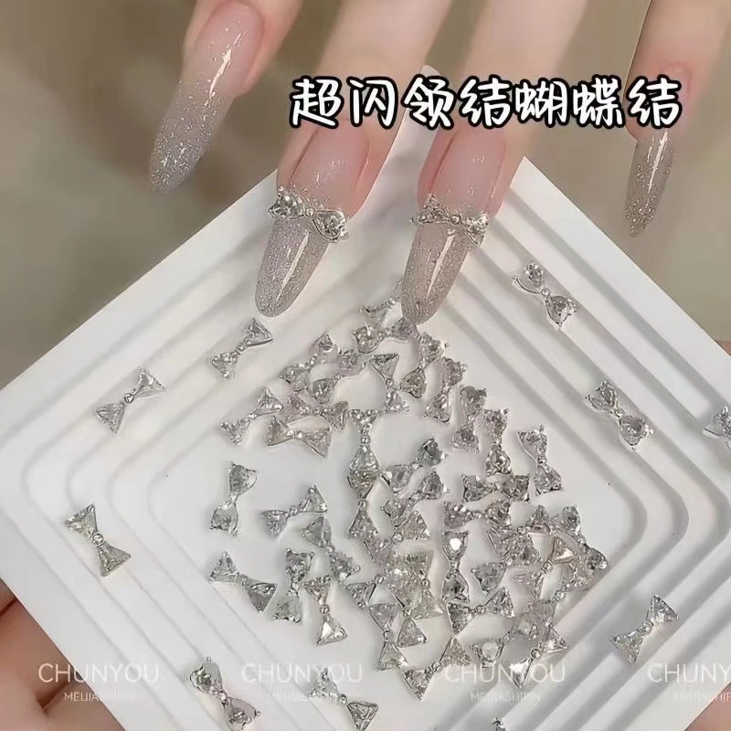网红新款银色领结蝴蝶结美甲钻成品合金蝴蝶结堆钻超闪指甲装饰品