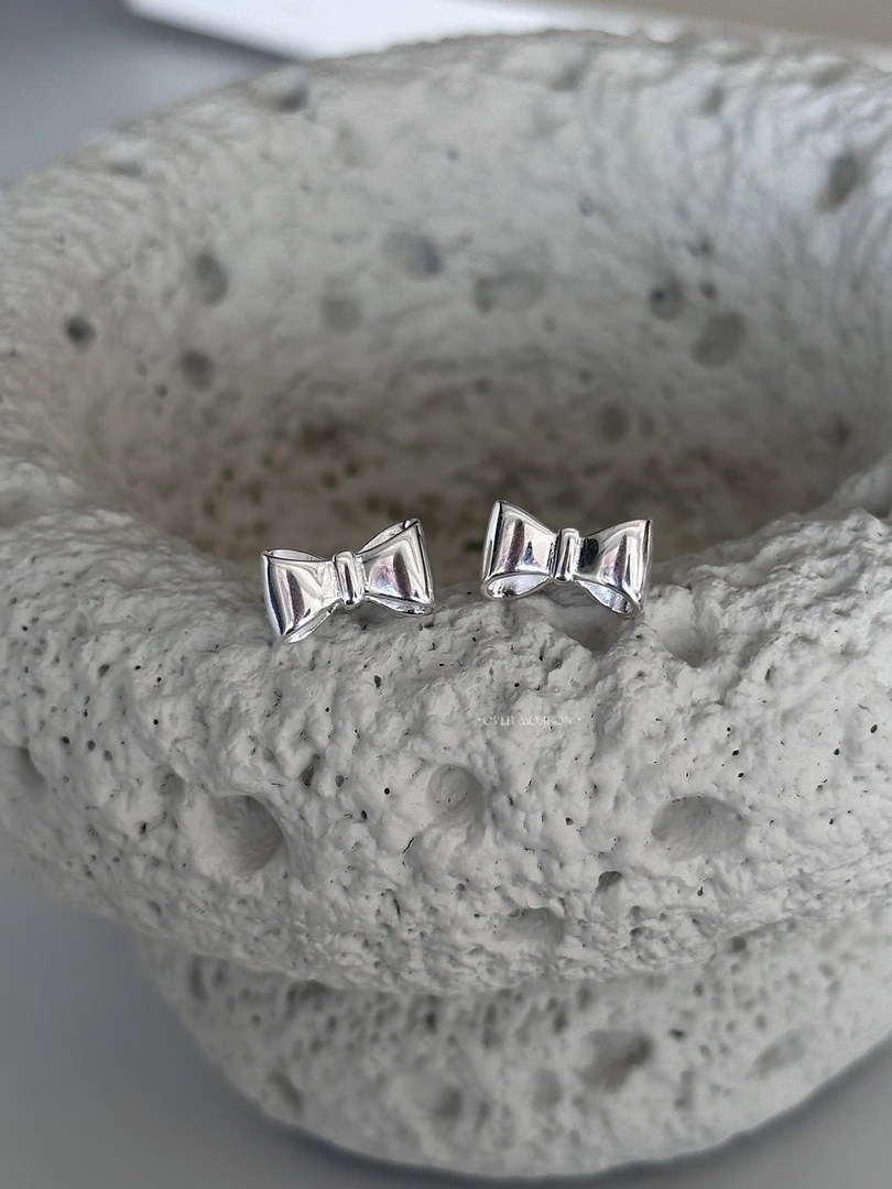 925银耳饰 蝴蝶结耳钉 通体银 2343