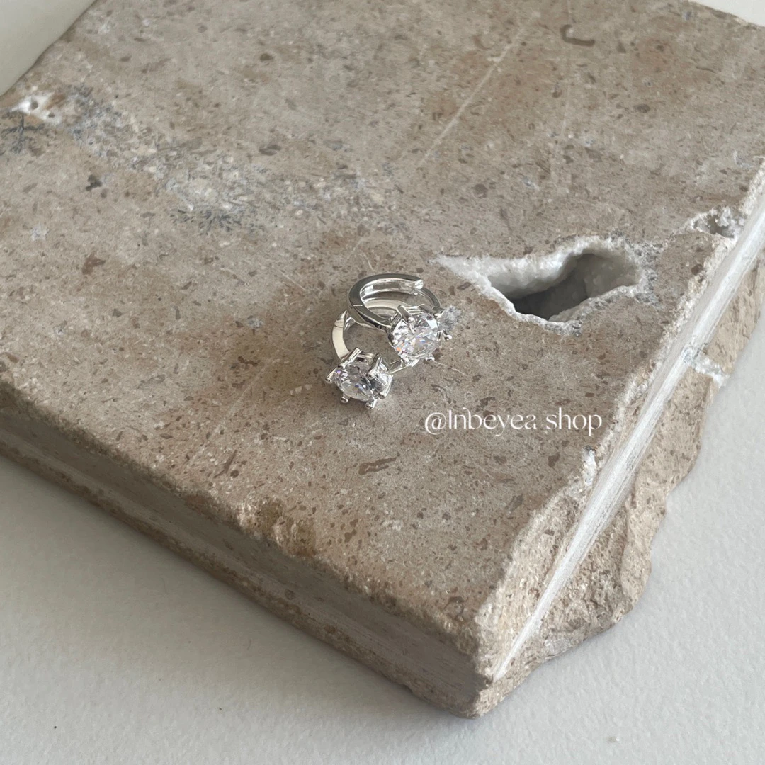 925银合成锆石耳饰 白色圆耳扣 通体银9mm 10151