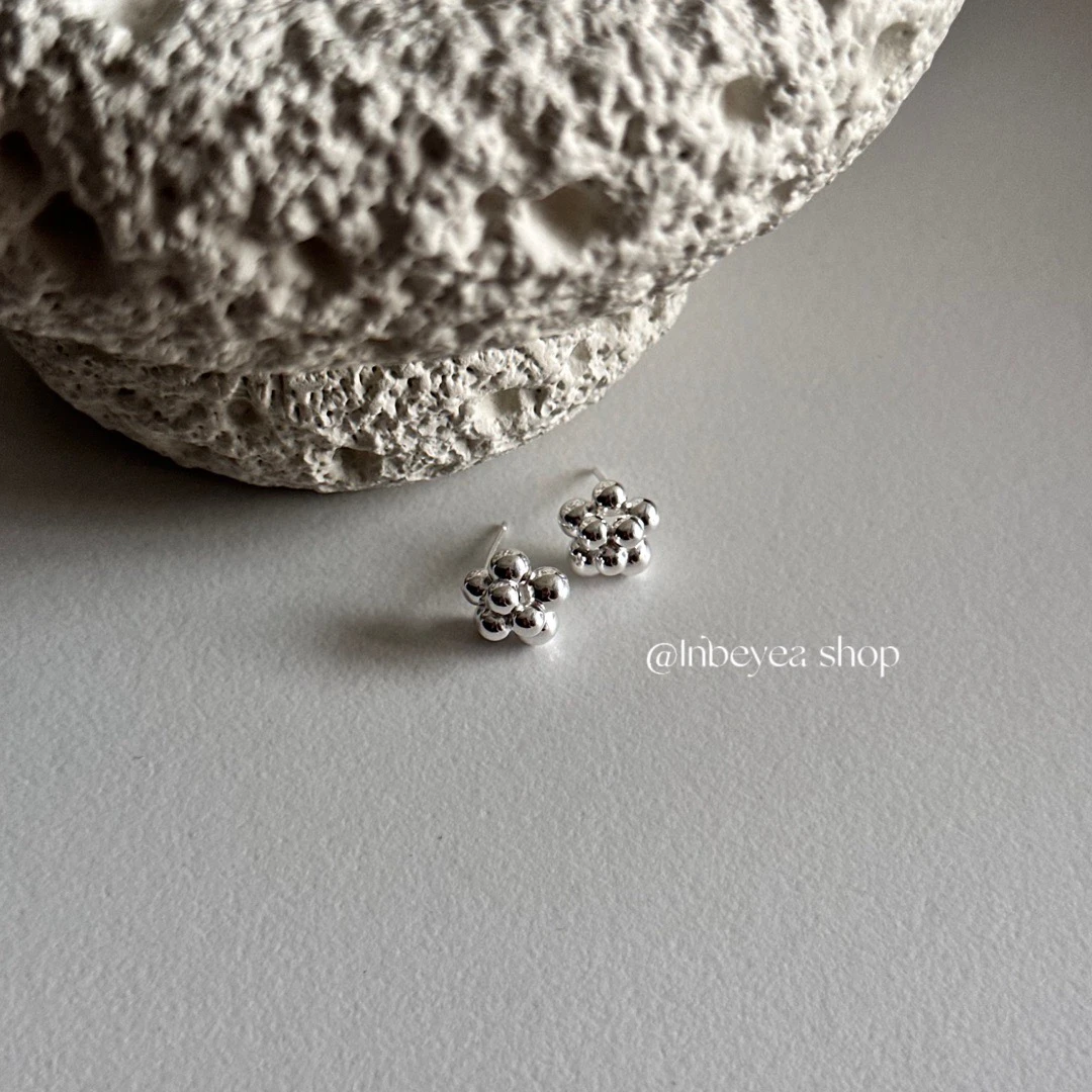 925银耳饰 豆豆耳钉 通体银 8324