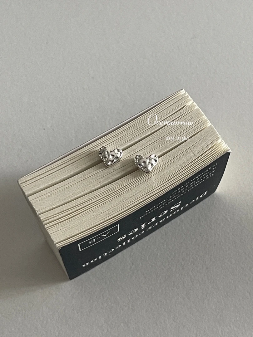 925银耳饰 肌理爱心耳钉 通体银 10504