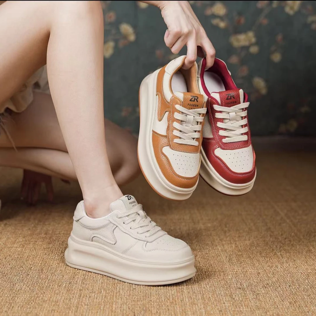 【新品】真皮百搭软底女款2024新款网红圆头厚底休闲复古鞋女 23703