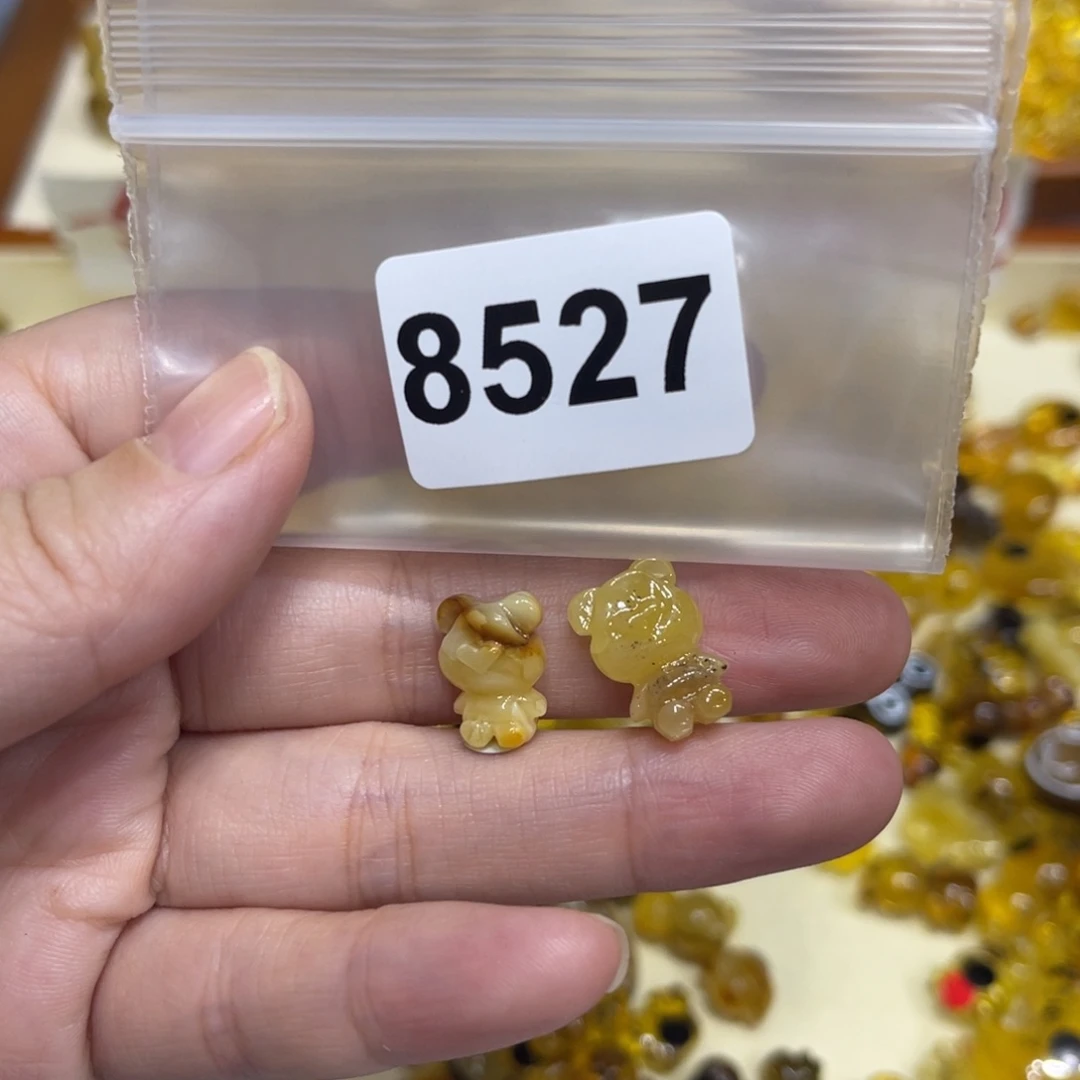 琥珀珠宝奇石未镶嵌