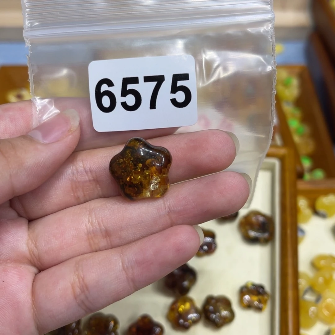 琥珀珠宝奇石未镶嵌