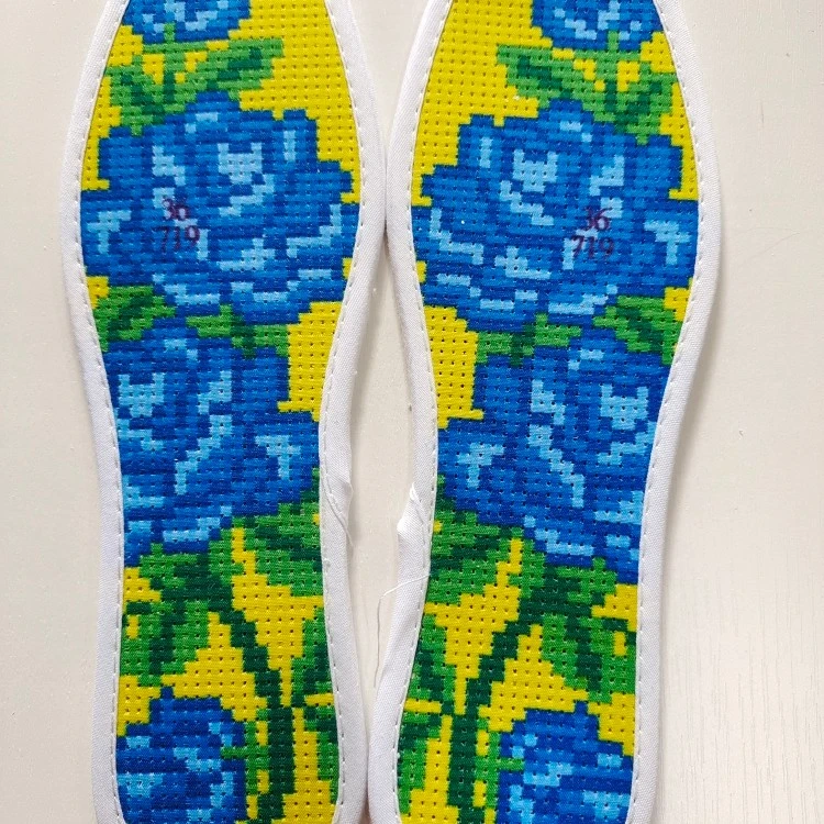 36码半成品鞋垫建议比鞋拍大一码，有孔一条线单绣印花清晰不褪色