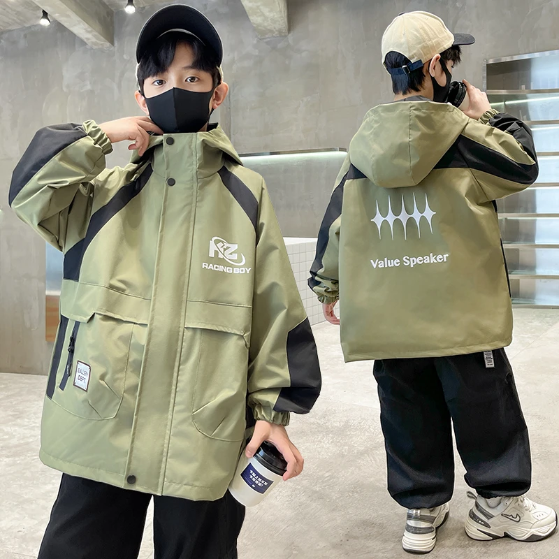 男童洋气韩版运动外套2025新款儿童春秋季帅气炸街上衣中大童童装