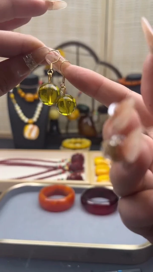【闪购商品】琥珀裸石未镶嵌36